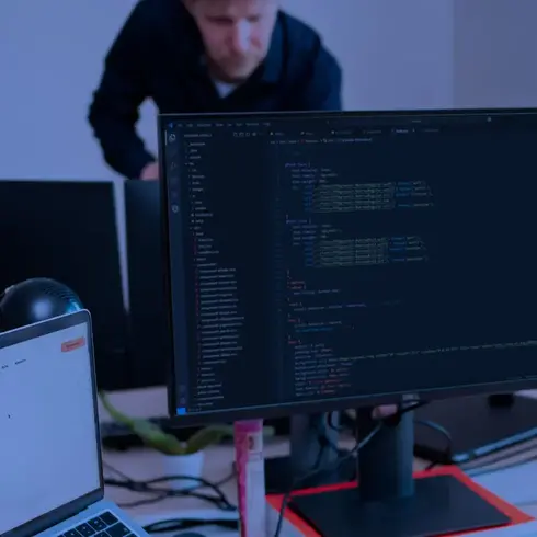 Jaké jsou výhody vývoje na míru?